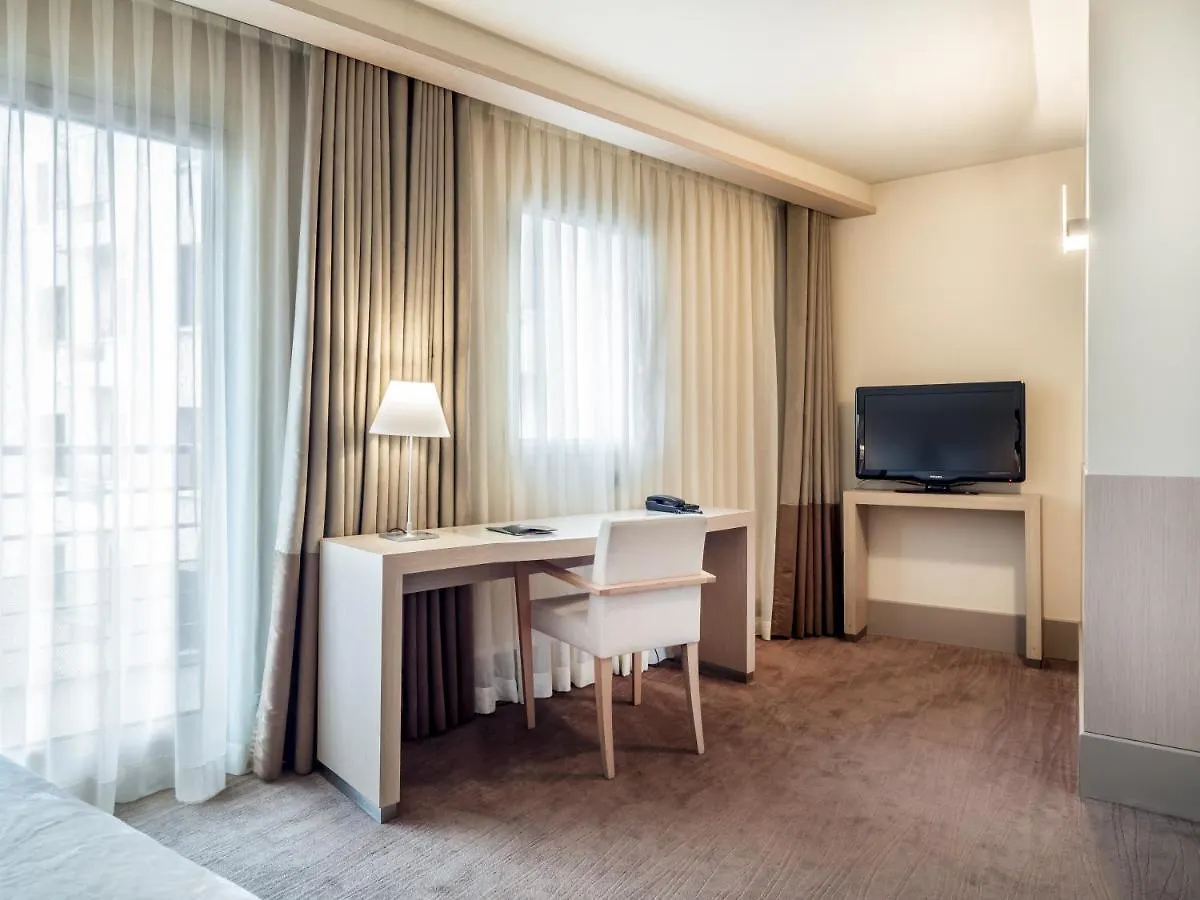 Hotel Le Pre Carre 안시 4*,